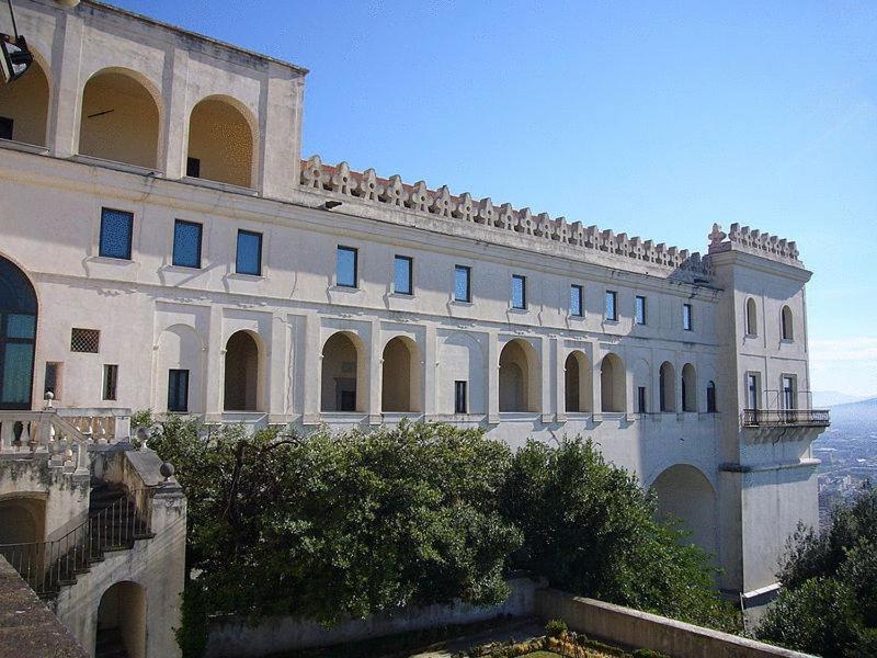 Hotel Alloggio Del Conte Неаполь Экстерьер фото